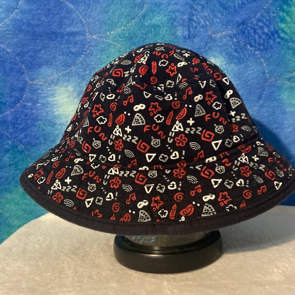 Bucket hat - Picture 3 of 5